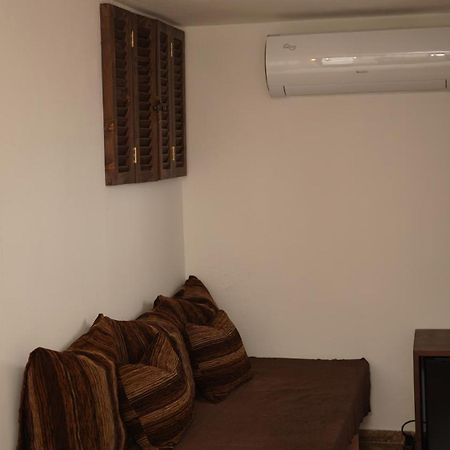 Relax Inn Korce Extérieur photo