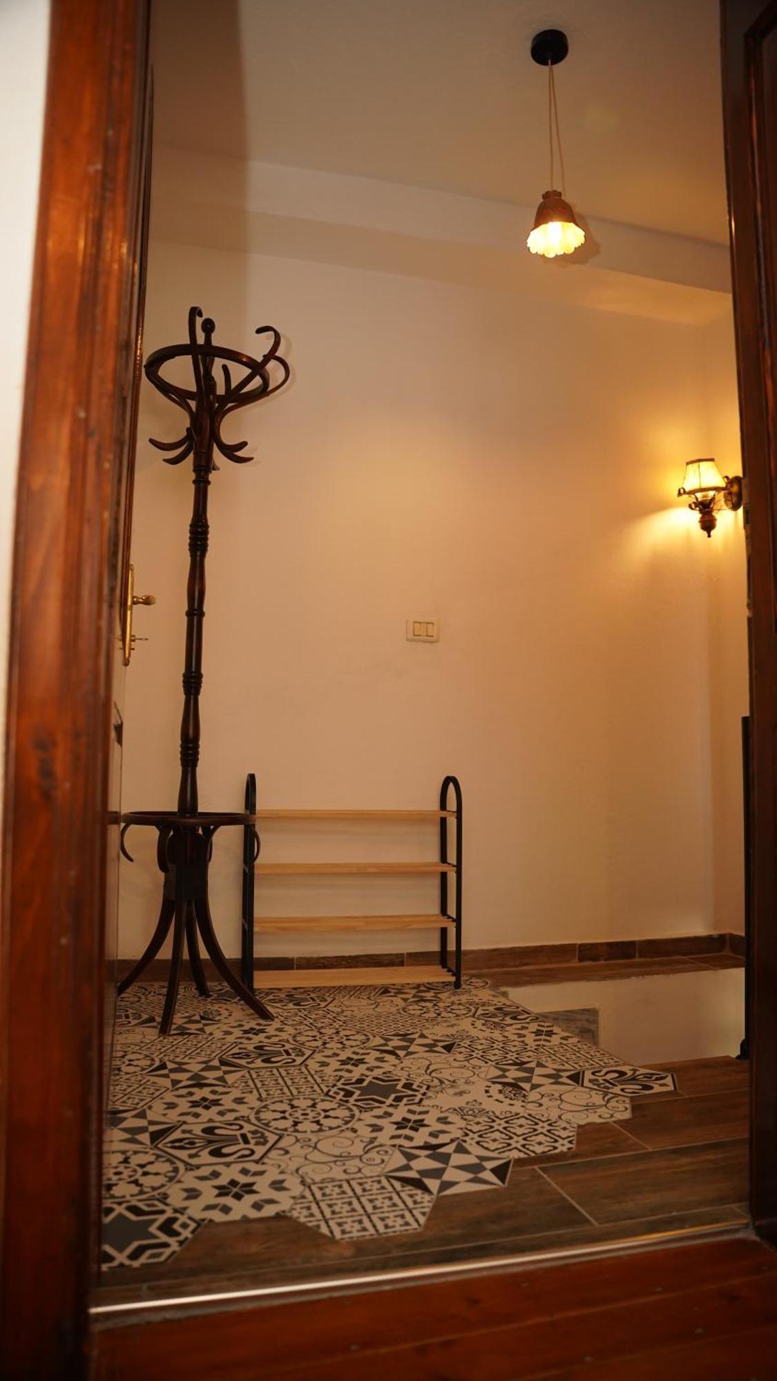 Relax Inn Korce Extérieur photo