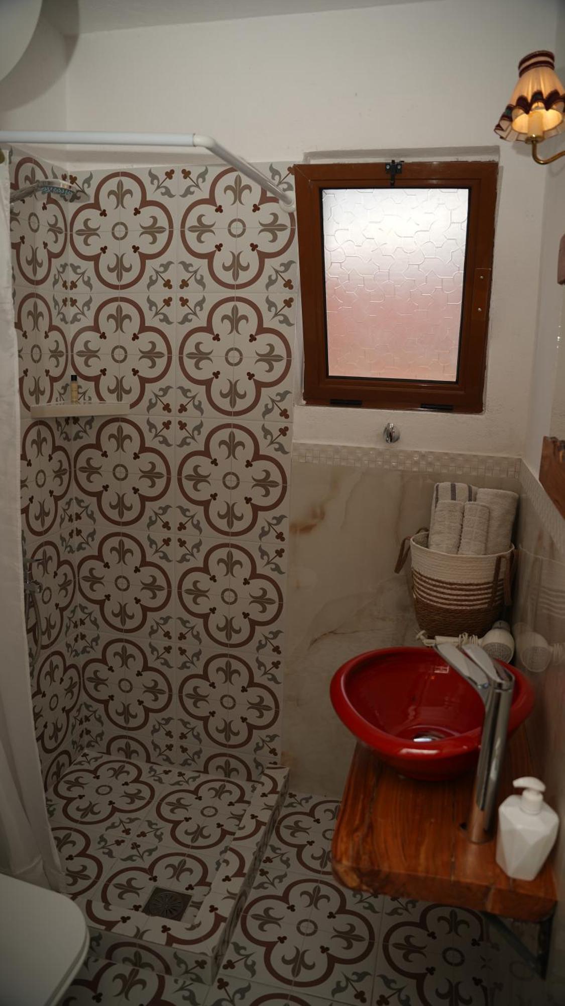 Relax Inn Korce Extérieur photo